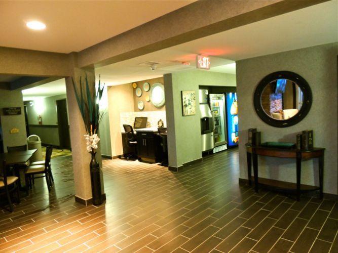 Western Star Inn & Suites Stoughton Exteriér fotografie